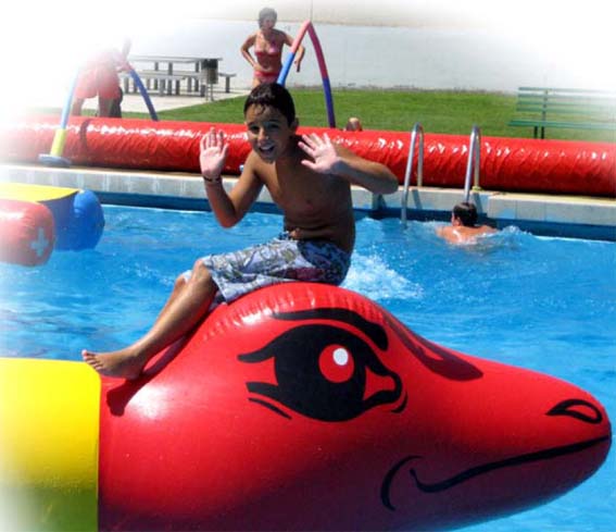 INFLABLES A LA PISCINA